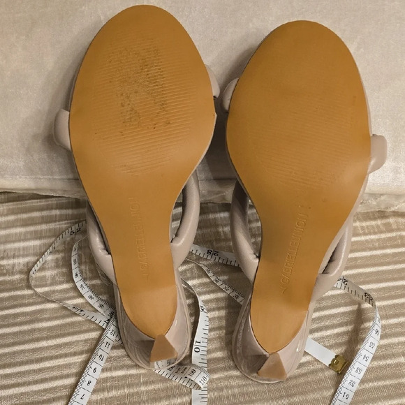 GABRIELLEUNION Tan Heeled Mules with Architectural V-Cut - Picture 7 of 11